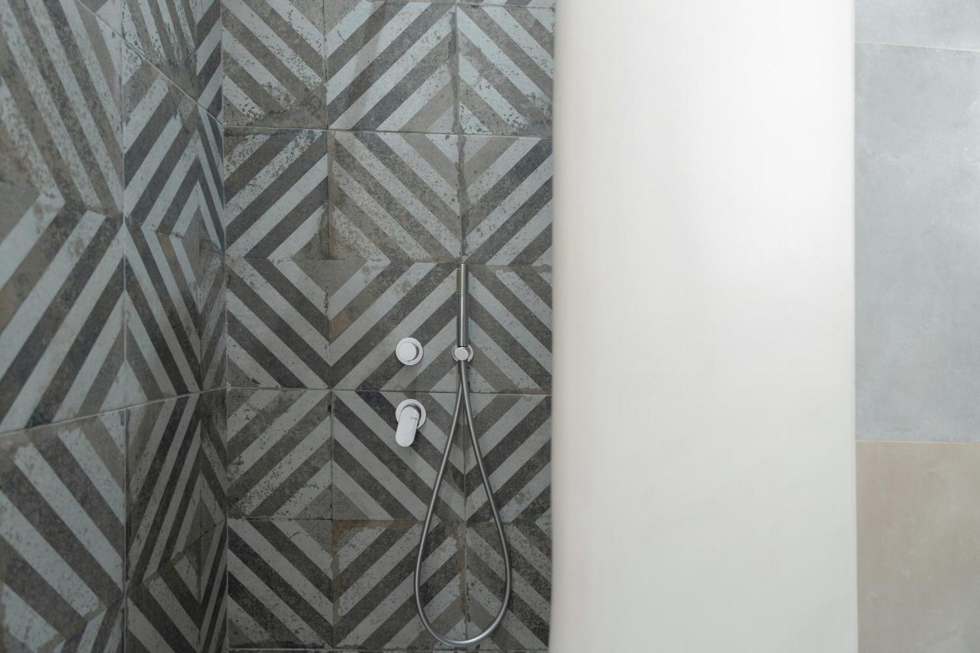 Apartment Politimis N2